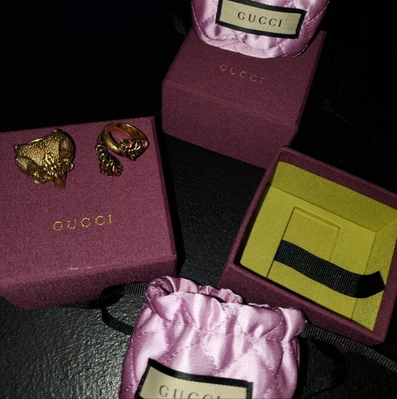 Brand new Gucci double head ring. Comes with Gucci dust bag and box. - Picture 5 of 7